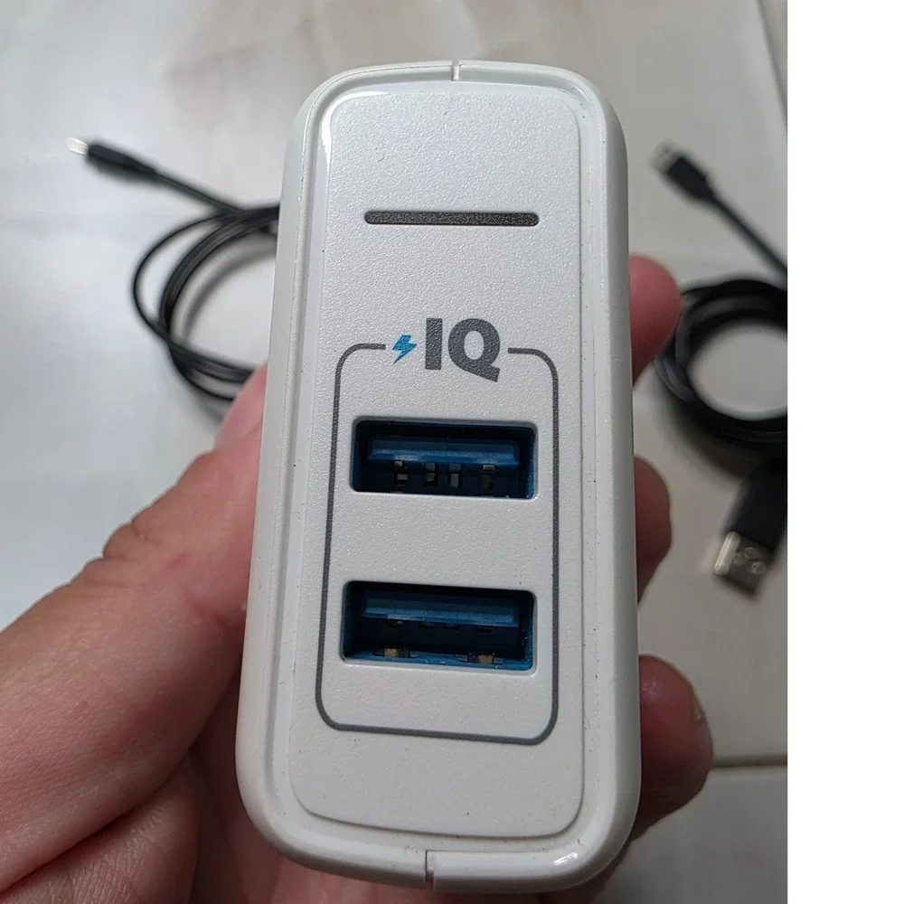 Anker PowerPort 2 Elite Dual USB Wall Charger A2023 White 3 Charging Cables W4